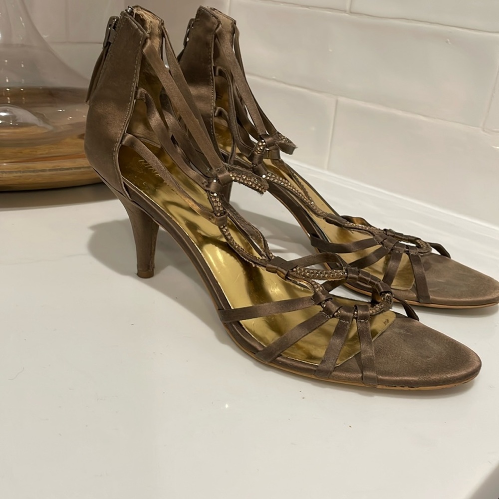 NINE WEST | Size 8 | Brown Fabric Low Heels with Champagne Rhinestones